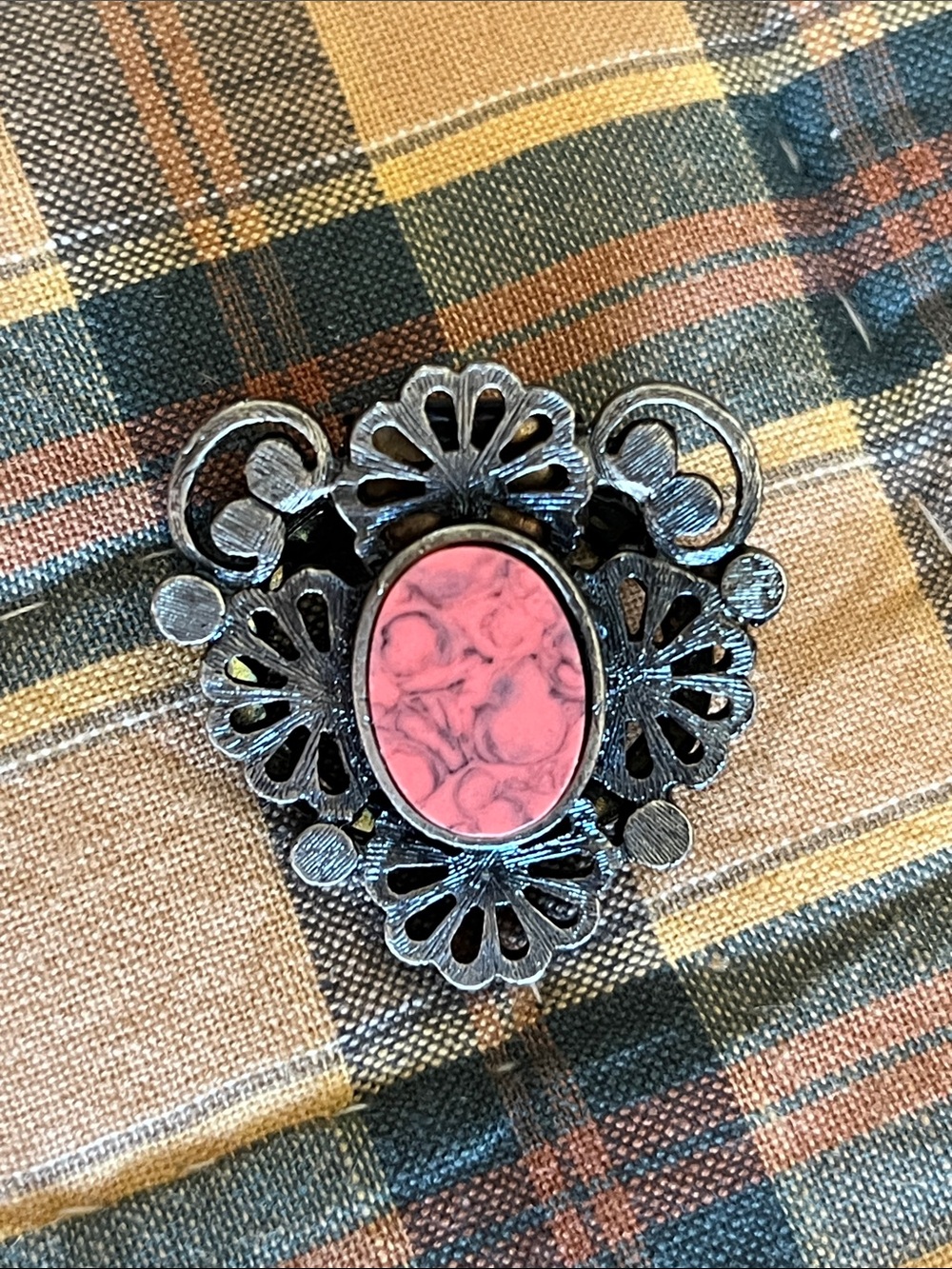 Scarf Clip Ornate Silver-Black Metal Synthetic Rhodochrosite Cabochon, 1930s